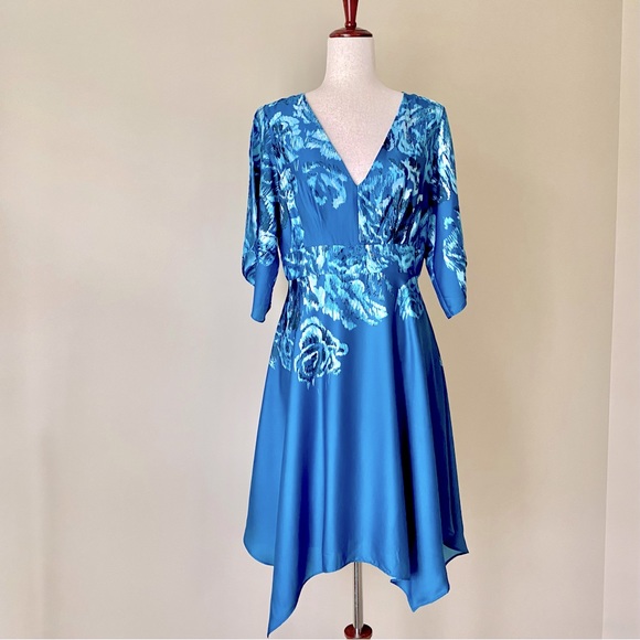 White House Black Market, Size 6, Dress, NWT - Picture 4 of 13